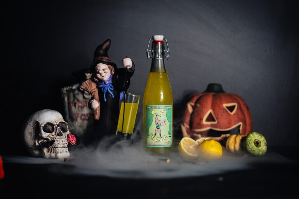 Bossello limoncello drank alcohol sterke drank bossello handmade in belgium citroen handgemaakt Halloween